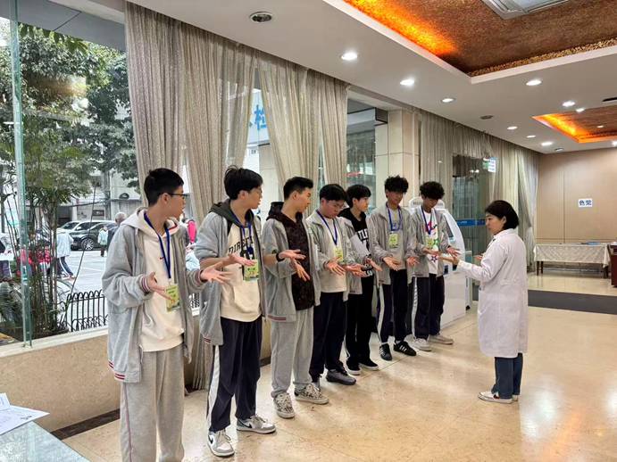 D:\SOFT_PHP_PACKAGE\phptmp\php408D.tmp